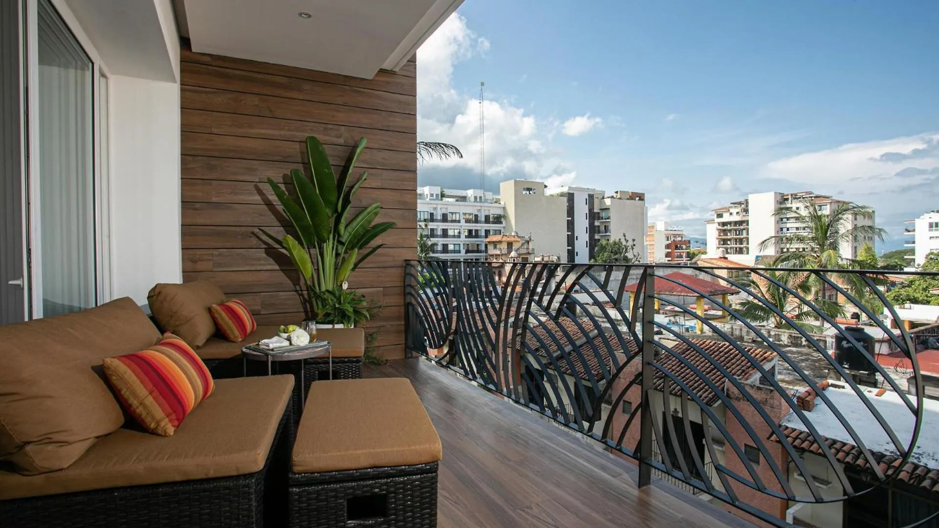 Prime 2Br Condo, Rooftop Pool And Gym Пуэрто-Вальярта Мексика