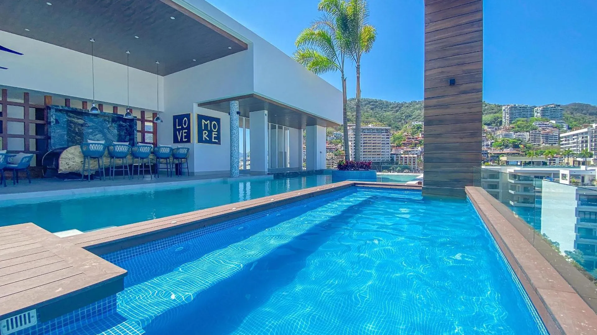 Prime 2Br Condo, Rooftop Pool And Gym Puerto Vallarta Mexico